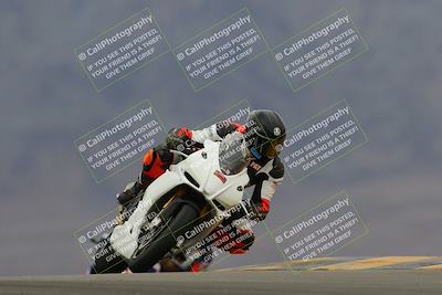 media/Jan-15-2023-SoCal Trackdays (Sun) [[c1237a034a]]/Turn 9 (2pm)/